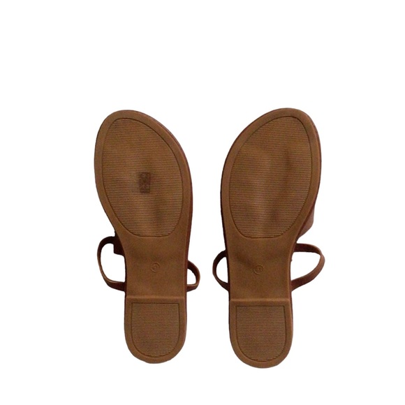 Women Metal Decor Brown PU Leather Open Toe Sandals - Picture 2 of 4